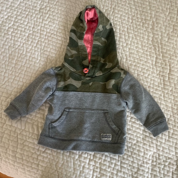 BABY BOY SIZE 6 MONTHS FALL/WINTER CLOTHING BUNDLE - Picture 7 of 8